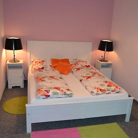 Allegra مينززدرويه