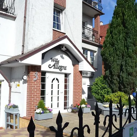 Allegra * مينززدرويه